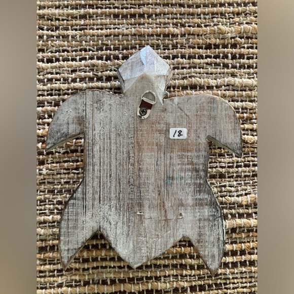 Hand crafted Set of 2 wooden Turtles - Picture 4 of 6